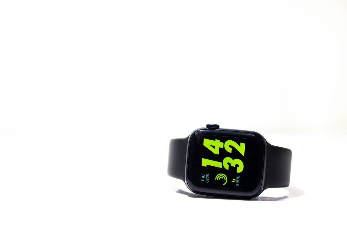 Fitness Reminders Smart Clock: Your Secret Weapon for a Healthier Home