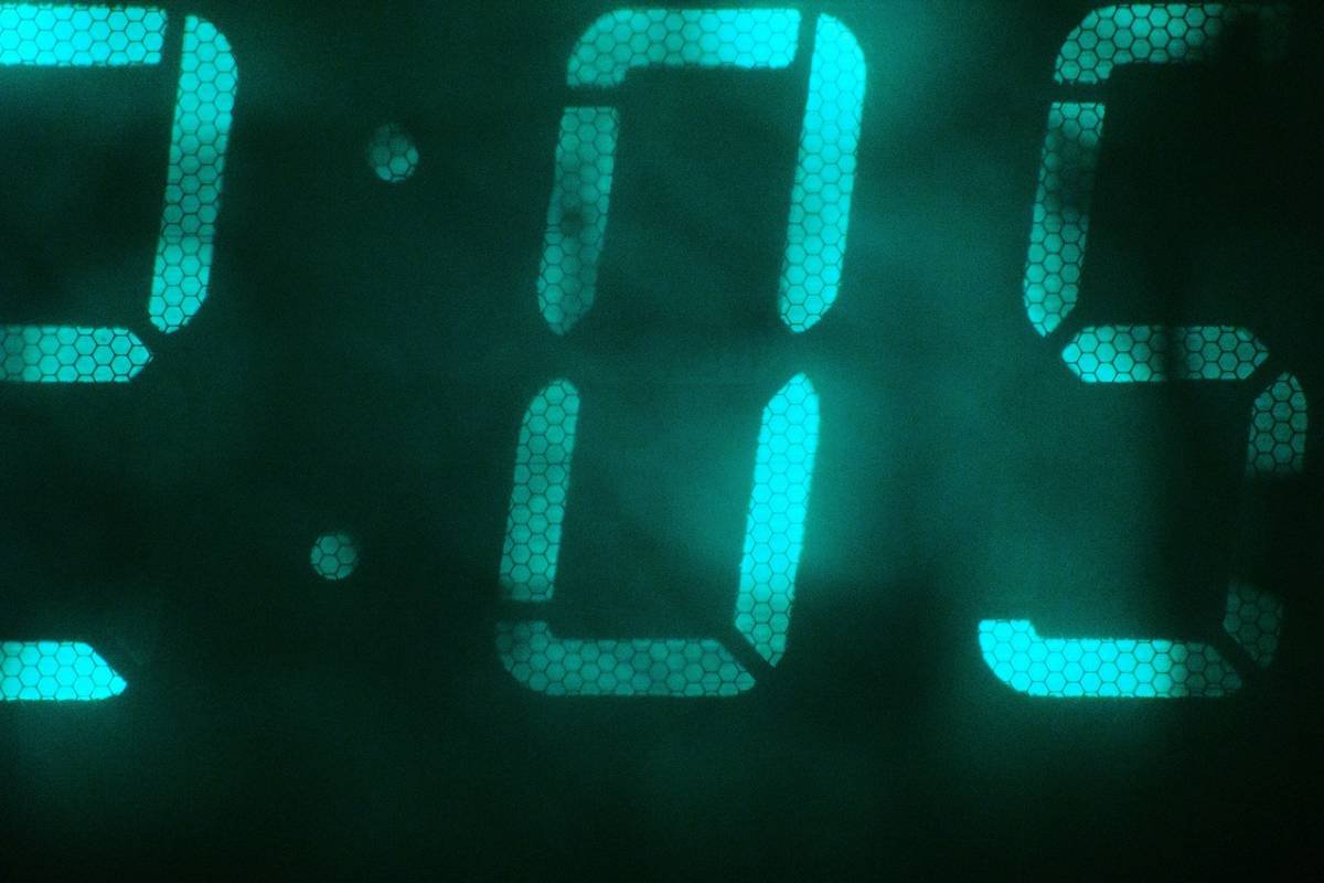 Infographic showing statistics on common issues with clock interface designs.