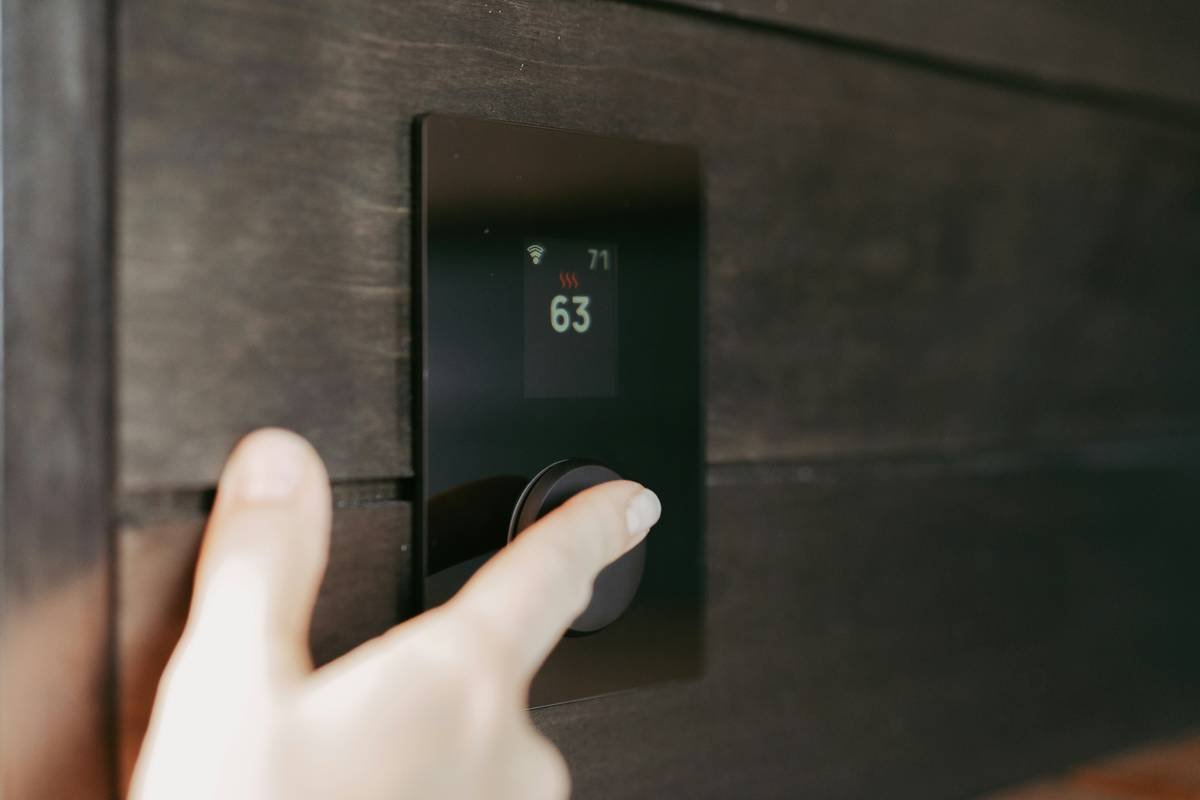 Why Smart Clock Backgrounds Are a Game-Changer for Your Home Tech Setup